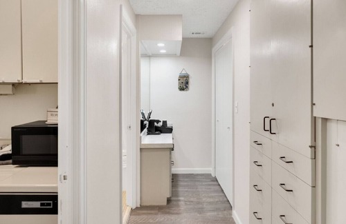 Bartlesville Apartment | 109 · Bartlesville Ranch #109 - Hotel Phillips