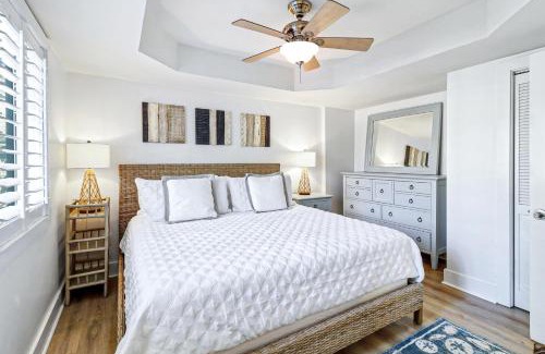 Folly Field Villa | 109 Island Club