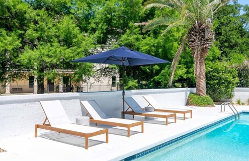 Fairhope House | 109 Whole House the Church St Collection with Pool