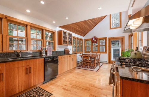 White River Junction House | 10ac, Wood Stove & Private | Wright Reservoir Est.