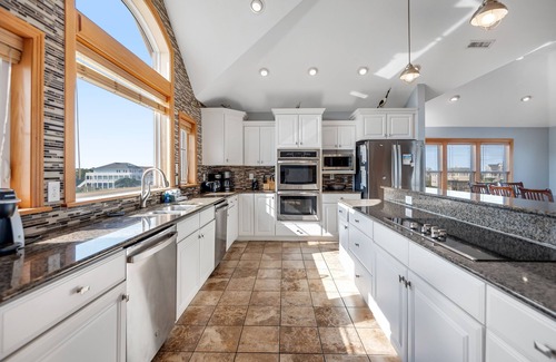 Whalehead Beach House | 10BR | Private Pool | Hot Tub | Elevator