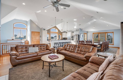 Whalehead Beach House | 10BR | Private Pool | Hot Tub | Elevator