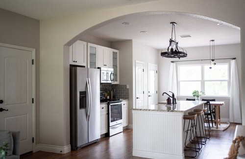 Canyon Lake Cottage | 10mins to Lake, River, Wimberley, & Whitewater Amp