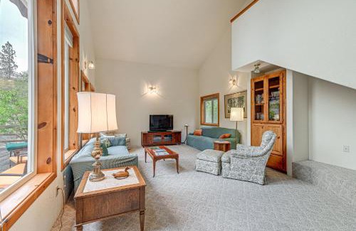 Murphy House | 11 Mi to Cathedral Hills Home with Fireplace!