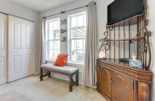 Laguna Vista House | 11 Mi to Isla Blanca Beach Townhome with Lake Views