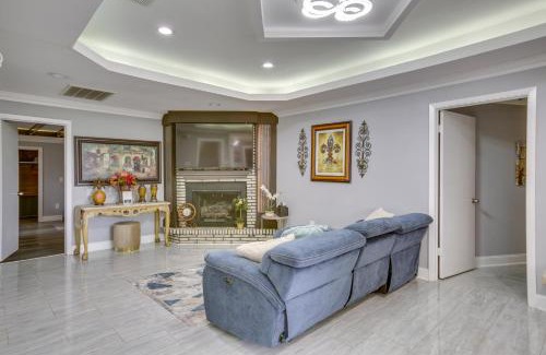 Westwego House | 11 Mi to NOLA Westwego Home with Sunroom!
