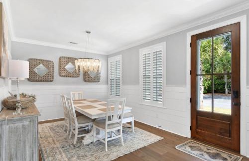 Saint Simons Heights House | 11 Orchard Road