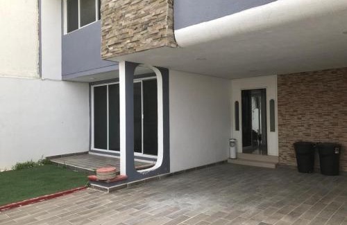 Leon Apartment | 11 VENATOR House Boutique