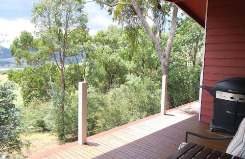 Howqua Inlet Resort | 110 m² Resort ∙ 3 bedrooms ∙ 9 guests