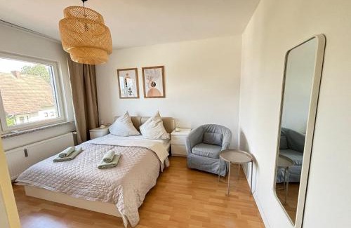 Bomlitz Apartment | 110qm- 4 Rooms - free private parking- free fast WIFI - Kitchen - near Wood- A Part Time Home