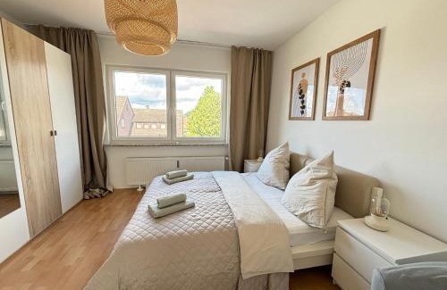 Bomlitz Apartment | 110qm- 4 Rooms - free private parking- free fast WIFI - Kitchen - near Wood- A Part Time Home
