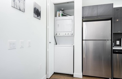 Downtown Winnipeg Condo | (1111)Downtown Glasshouse+Spacious 1 Bdr+Fast WiFi(311)