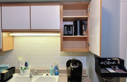 Downtown Dubuque Apartment | 1129#1- Market view studio/steps Millwork district