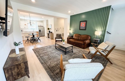 Donelson House | 114 The Opry Mills House