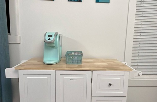 Dubuque Apartment | 1157#5-Urban Oasis: Steps from Millwork district