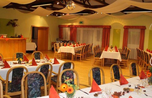 Großweitzschen Hotel | 12 m² Hotel ∙ 127 guests