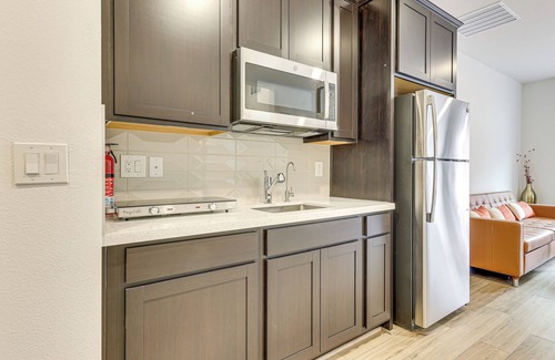 Mission Hills Condo | 12 Mi to Lake Mead: Serene Henderson Hideaway!