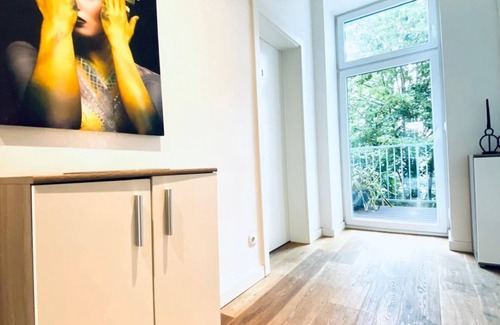Brigittenau Apartment | 12 min to Praterstern - elegant 2BR Apt w/Balcony