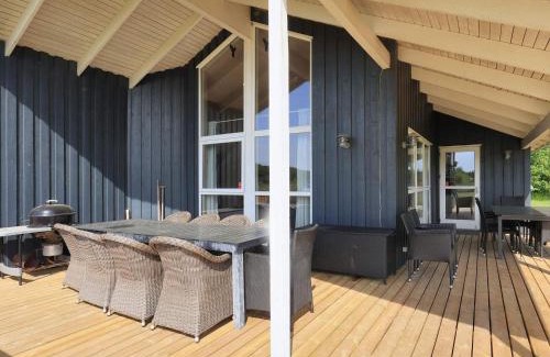 Egense House | 12 person holiday home in Storvorde-By Traum