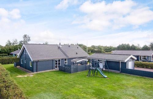 Skaven Strand House | 12 person holiday home in Tarm-By Traum