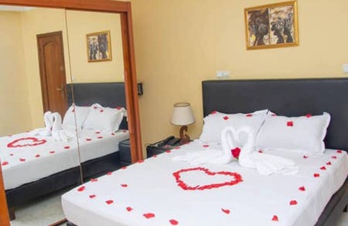 Kinshasa Apartment | 120 m² Apartment ∙ 3 bedrooms ∙ 6 guests