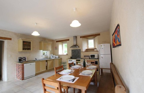 St-Denis-le-Vetu House | 120 m² Gîte ∙ 3 bedrooms ∙ 6 guests