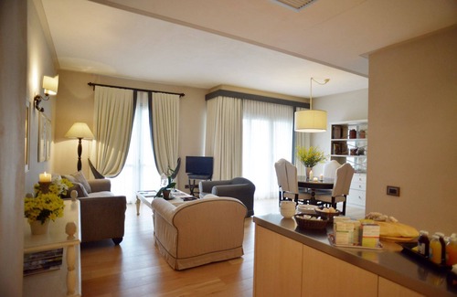 San Casciano dei Bagni Apartment | 1200 square feet, 1 bedrooms, 1 bathrooms, kitchen and living, terrace of view