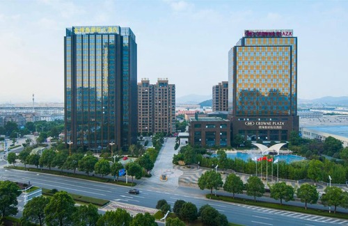 Deqing County Hotel | 128 m² Hotel ∙ 2 bedrooms ∙ 127 guests