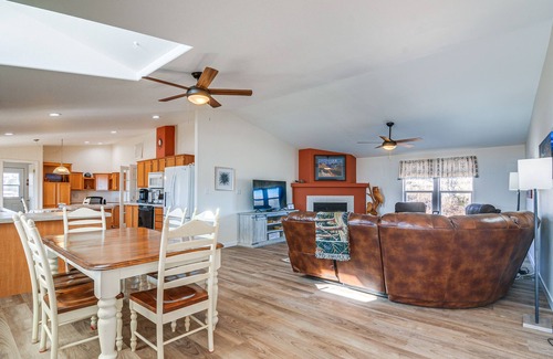 Big Water House | 13 Mi to Lake Powell: Mtn-View Home w/Deck & BBQ