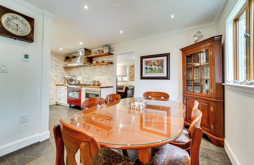 Hood House | 13 Mi to Shenandoah NP: Serene Mtn-View Hideaway