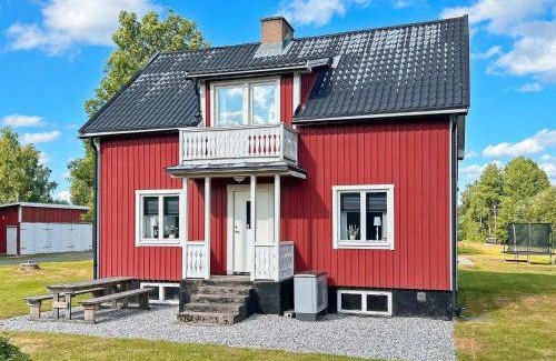 Ljung House | 130 m² House ∙ 4 bedrooms ∙ 7 guests