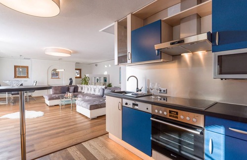 Kitzbuehel Ski Chalet | 132 m² Chalet ∙ 3 bedrooms ∙ 7 guests