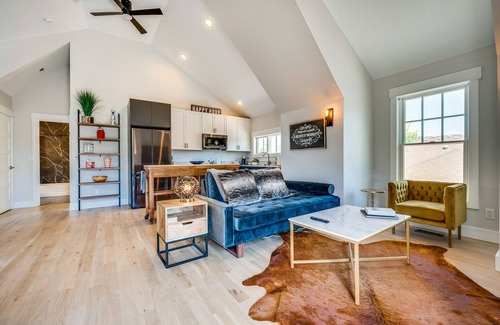 North Central Westminster Apartment | 14 Mi to Dtwn Denver: Sleek Westminster Home