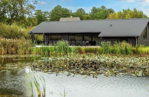 Vibæk Strand House | 14 person holiday home in Ebeltoft-By Traum