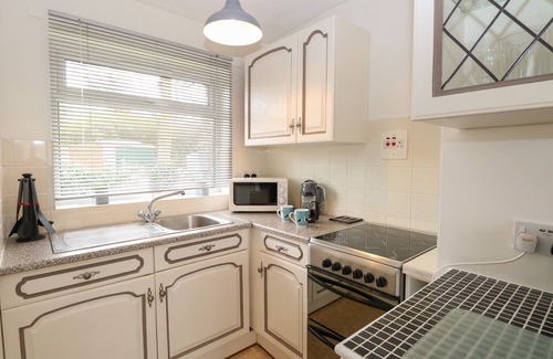 Mundesley Cottage | 14 SIESTA MAR, pet friendly, with a garden in Mundesley