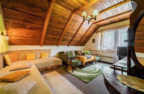 Huzova Bed & Breakfast | 140 m² Bed and breakfast ∙ 8 bedrooms ∙ 17 guests