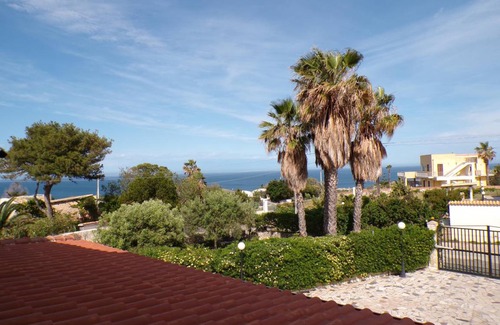 Syracuse Resort | 140 m² Resort ∙ 4 bedrooms ∙ 8 guests