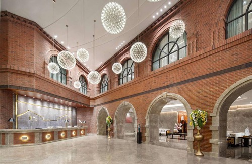 Panlong Hotel | 142 m² Hotel ∙ 127 guests