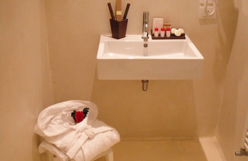 Cazzago Hotel | 15.92 hotel