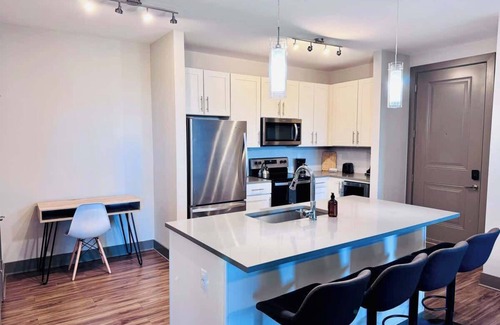 Florida Central Atlantic Coast Apartment | 15 Min to Parks,Pet-Friendly, King Bed & Amenities