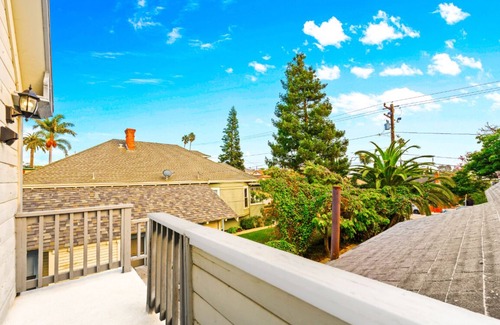 Ventura House | 15%Off Oct! Steps To Sand/Downtown, Great Location