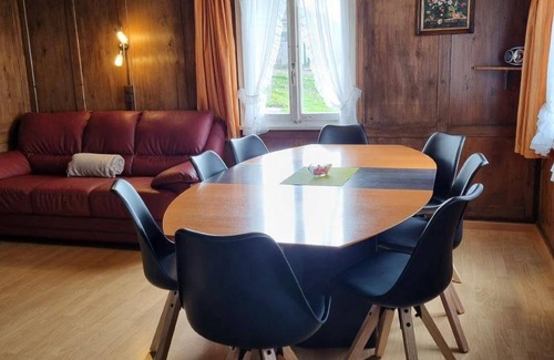 Schwarzenberg Apartment | 150 m² Apartment ∙ 4 bedrooms ∙ 8 guests