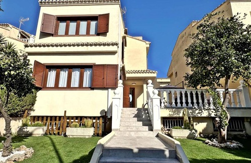 Grau i Platja Ski Chalet | 150 m² Chalet ∙ 4 bedrooms ∙ 9 guests
