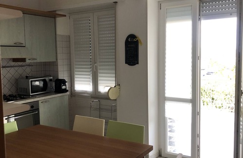 Fertilia Apartment | 150-square-meter beachfront apartment in Fertilia