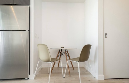 Downtown Winnipeg Condo | (1505)Downtown Winnipeg+Cheerful 1 Bdr+Fast WiFi(311)