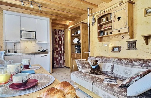 Le Lavachet Apartment | 150m from resort center, 2nd floor, view ski slopes, balcony, tv, 28m², Tignes
