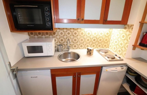 Les Almes Apartment | 150m from resort center, 1st floor, balcony, tv, ski locker, 42m², Tignes