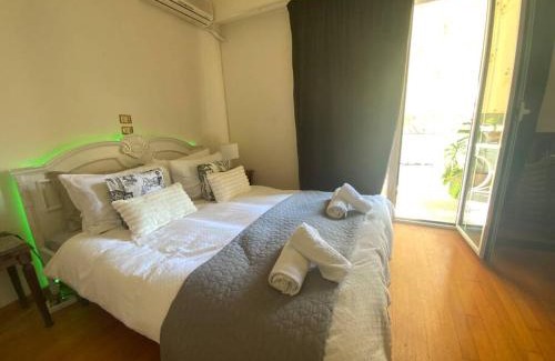 Agios Dimitrios Apartment | 150m² Live/Work Unique&Sunlit Space in Athens