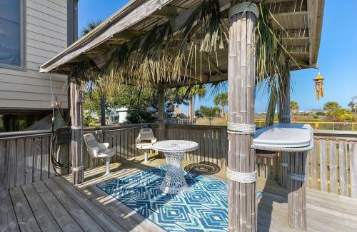 Folly Beach House | 1511 Forrest Ave - Sea Caught The Katy - Private Pool- Ocean View