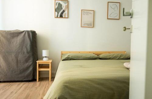 Giambellino Apartment | [15min to Downtown] Cozy Escape in Milan